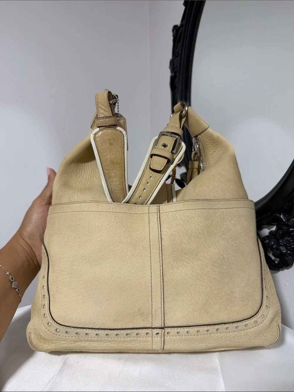 Coach Y2k 5054 Beige Leather Hobo Bag 🎀🎀🎀